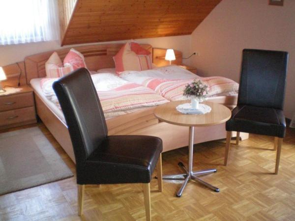 Mosel-Gastehaus Kirch Hotel Ernst Kamer foto